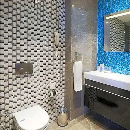 Arcadia Blue 4*