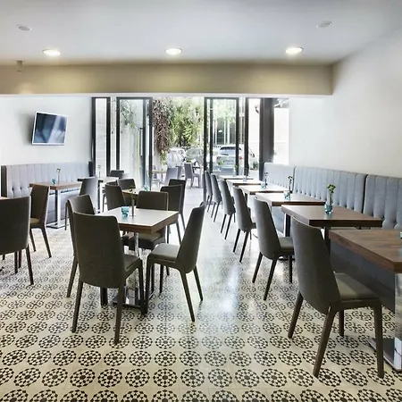 Arcadia Blue Hotell 4*
