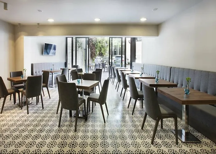 Arcadia Blue Hotel 4*